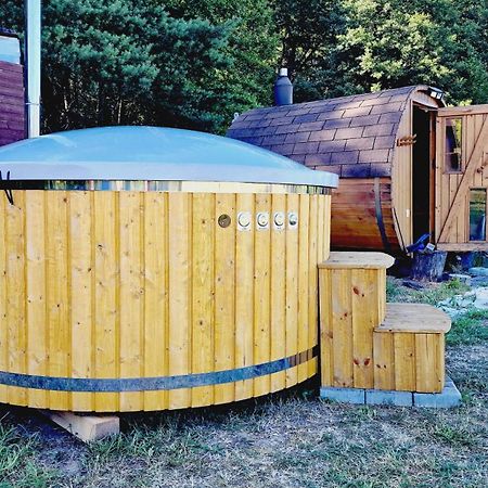 Sp Camping Spares Prieduli Nīca Exteriör bild