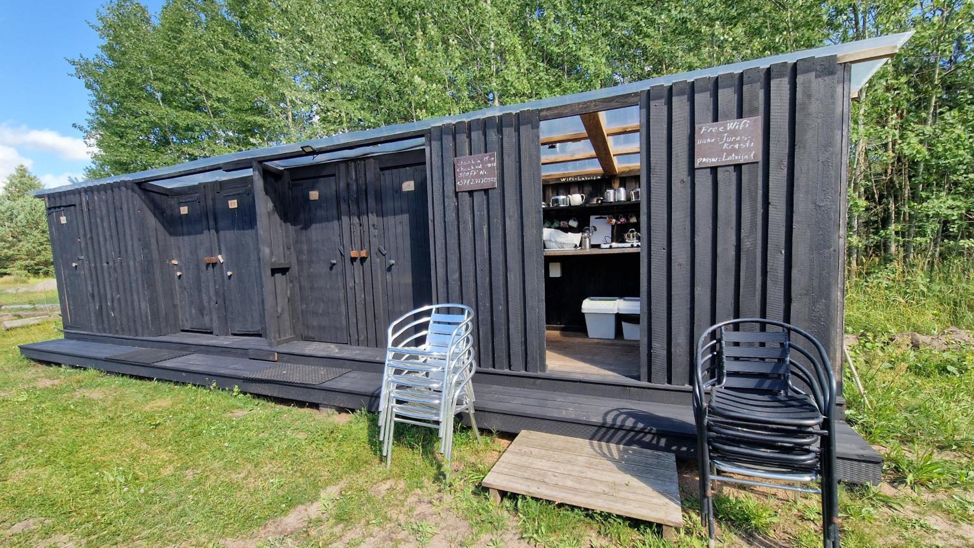 Sp Camping Spares Prieduli Nīca Exteriör bild
