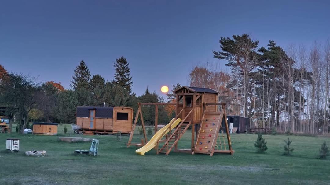 Sp Camping Spares Prieduli Nīca Exteriör bild